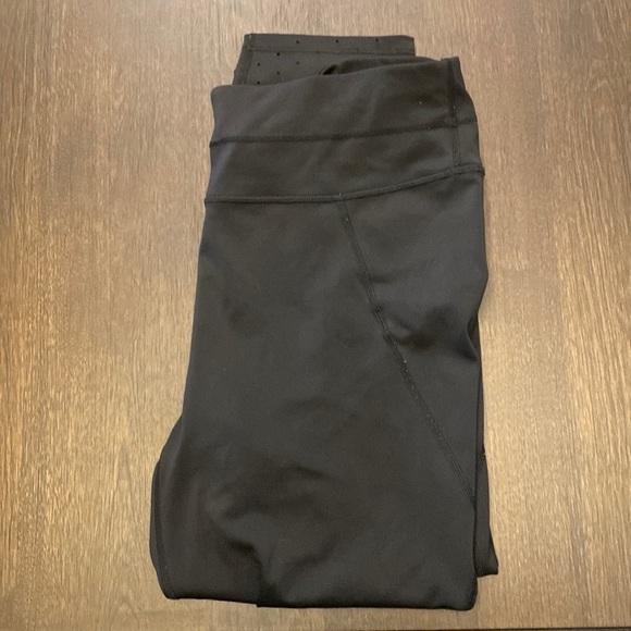 Athleta black cropped leggings SIZE M GUC - Picture 1 of 5